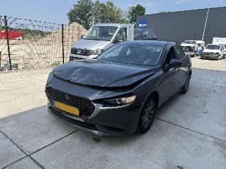 Voiture accidenté Mazda 3 2.0 e-SkyActiv-G M Hybrid 122 Comfort met Bose AUTOMAAT 2020/10