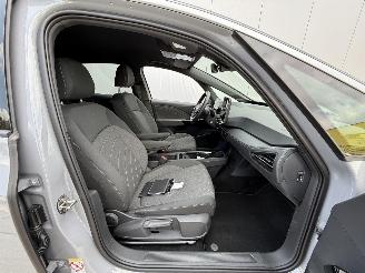 Volkswagen ID.3 PRO ORANJE EDITION 59 kWh 231 PK NAVI-CAMERA- ACTIERADIUS 430 KM picture 12