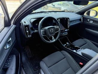 Volvo XC40 RECHARGE Twin PLUS 82 kWh -NAVI-CAMERA-LEDER-ACTIERADIUS 534 KM picture 3