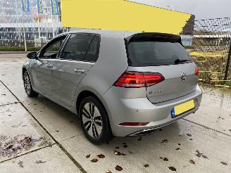 Volkswagen Golf e-Golf  -NAVI-PDC picture 4