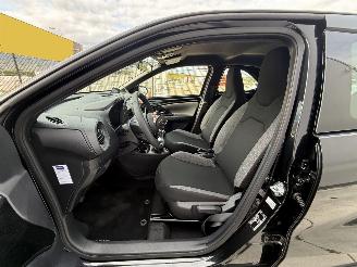 Toyota Aygo 1.0 VVT-I MT  X Play -AIRCO-CAMERA-CARPLAY picture 9