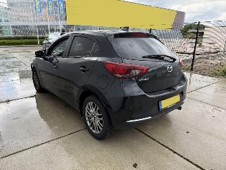 Mazda 2 1.5 Skyactive-G LUXURY-NAVI-CAMERA-PDC picture 4