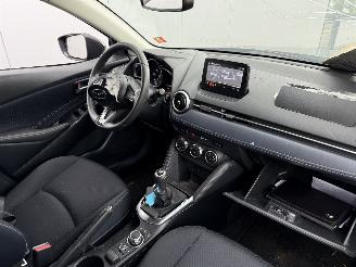 Mazda 2 1.5 Skyactive-G LUXURY-NAVI-CAMERA-PDC picture 6