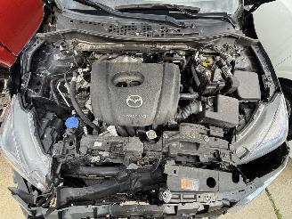 Mazda 2 1.5 Skyactive-G LUXURY-NAVI-CAMERA-PDC picture 21