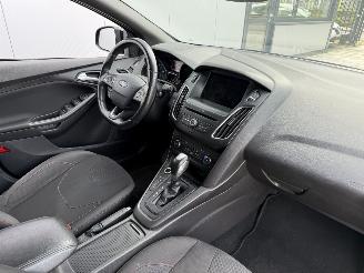 Ford Focus 1.5 TITANIUM- ST LINE  -AUTOMAAT-NAVI-PDC picture 6