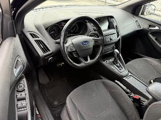 Ford Focus 1.5 TITANIUM- ST LINE  -AUTOMAAT-NAVI-PDC picture 3