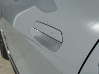 BMW i4 eDrive High Executive 84- kWh-LEDER-NAVI-CAMERA-SCHUIFDAK picture 8