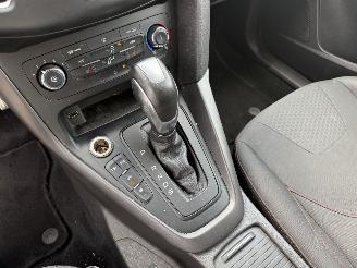 Ford Focus 1.5 TITANIUM S-LINE -AUTOMAAT-NAVI-PDC-CAMERA picture 18