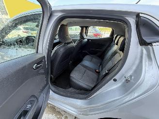 Renault Clio 1.0 TCe Intens CARPLAY-NAVI-LED-KEYLESS-PDC picture 8