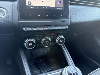 Renault Clio 1.0 TCe Intens CARPLAY-NAVI-LED-KEYLESS-PDC picture 18