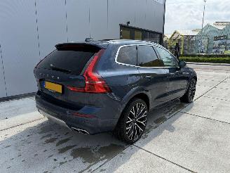 Volvo Xc-60 2.0 B5 Momentum Exclusief -AUTOMAAT-PANO-LEDER-NAVI picture 5