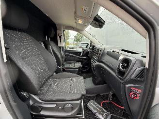 Mercedes Vito 114CDI Pro AUTOMAAT - CAMERA - NAVI - ACC picture 12