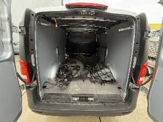 Mercedes Vito 114CDI Pro AUTOMAAT - CAMERA - NAVI - ACC picture 9