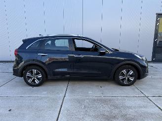 Kia Niro 1.6 GDi Hybrid DynamicLine NAVI - CAMERA picture 7