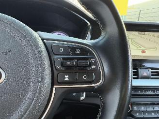 Kia Niro 1.6 GDi Hybrid DynamicLine NAVI - CAMERA picture 16