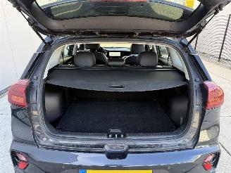 Kia Niro 1.6 GDi Hybrid DynamicLine NAVI - CAMERA picture 11