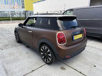 Mini Electric Camden Edition 33 kWh -PANO-CAMERA-LEDER picture 4