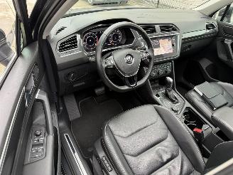 Volkswagen Tiguan 1.4 TSI 4MOTION Highline Business R -PANO-LEDER-NAVI-CAMERA picture 3