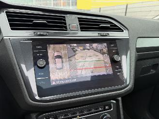 Volkswagen Tiguan 1.4 TSI 4MOTION Highline Business R -PANO-LEDER-NAVI-CAMERA picture 21