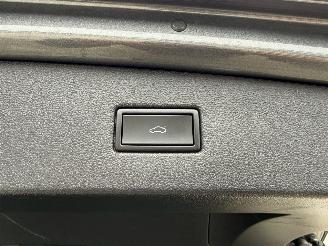 Volkswagen Tiguan 1.4 TSI 4MOTION Highline Business R -PANO-LEDER-NAVI-CAMERA picture 13