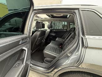 Volkswagen Tiguan 1.4 TSI 4MOTION Highline Business R -PANO-LEDER-NAVI-CAMERA picture 10