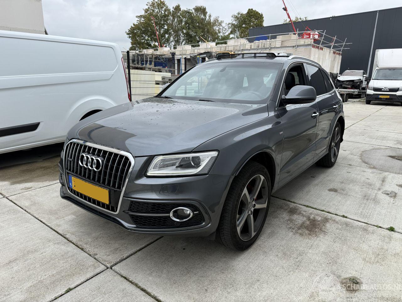 Audi Q5 2.0 TFSI Quattro 230PK - 3xS-line PANO - NAVI - LED