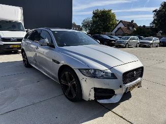 Jaguar XF 2.0 d  Portfolio Sportbreake -LEDER-NAVI-PDC-AUTOMAAT picture 2
