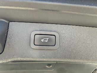 Jaguar XF 2.0 d  Portfolio Sportbreake -LEDER-NAVI-PDC-AUTOMAAT picture 12