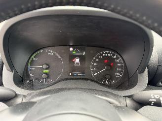Toyota Yaris 1.5 Hybrid Active -NAVI-PDC-CAMERA picture 16