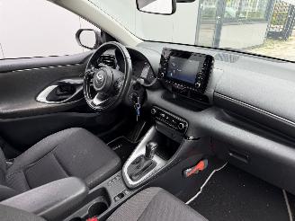 Toyota Yaris 1.5 Hybrid Active -NAVI-PDC-CAMERA picture 6