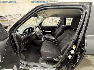 Suzuki Swift 1.0 Stijl Smart Hybrid-PDC-NAVI picture 9