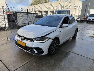 Volkswagen Polo 1.0 TSI R-Line Edition PANO - CAMERA - NAVI - CLIMA picture 20
