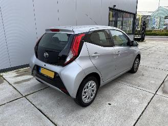 Toyota Aygo 1.0 VVT-i-X-PLAY-AIRCO picture 5