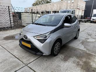 skadebil auto Toyota Aygo 1.0 VVT-i-X-PLAY-AIRCO 2019/12