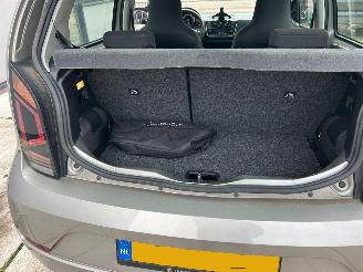 Volkswagen Up! 1.0 65 PK- AIRCO picture 9