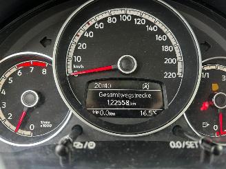 Volkswagen Up! 1.0 65 PK- AIRCO picture 10