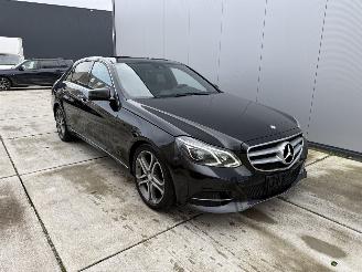 Unfallwagen Mercedes E-klasse 220 d BleuTEC -AUTOMAAT-LEDER-NAVI-SCHUIFDAK 2017/3