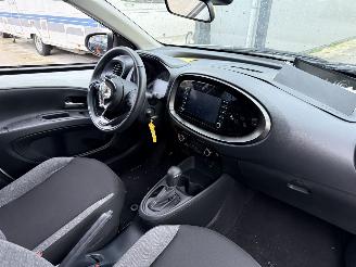 Toyota Aygo X 1.0 VVT-i  First AUTOMAAT -NAVI-CAMERA-LED picture 6