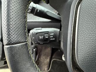 Peugeot 2008 EV GT Pack 50 kWh -PANO-NAVI-CAMERA-PDC-ACTIERADIUS 332 Km picture 18