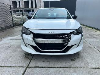 Peugeot 208 EV Pack 50 kWh -NAVI-CLIMA-ACTIRADIUS 362 Km picture 5