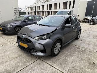 Avarii autoturisme Toyota Yaris 1.5 HYBRID 141 PK-NAVI-PDC-CAMERA 2024/1