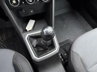 Dacia Sandero 1.1 TCE 110 Extreme -NAVI-PDC picture 17