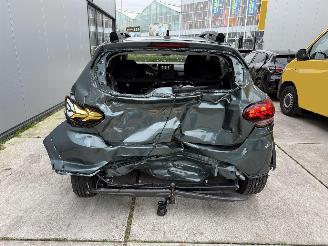 Dacia Sandero 1.1 TCE 110 Extreme -NAVI-PDC picture 7