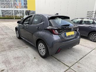 Toyota Yaris 1.5 HYBRID 141 PK-CAMERA-NAVI-PDC picture 4