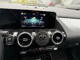 Mercedes B-klasse 200 d AUTOMAAT-NAVI-CAMERA-PDC picture 17