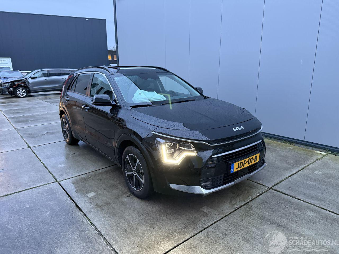 Kia Niro 1.6 GDI HYBRID DYNAMIC LINE-SCHUIFDAK-CAMERA-NAVI-HUD