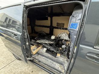 Mercedes Vito 116CDI 4X4 9G-Tronic EXTRA LANG 163PK - CAMERA - CRUISE picture 10