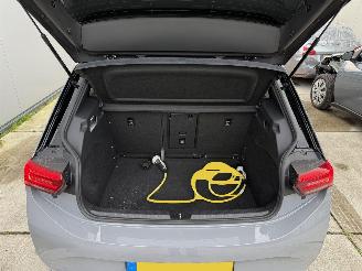 Volkswagen ID.3 First Plus 58 kWh LED - ACC - CAMERA - SFEER picture 10