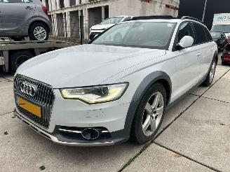 Schadeauto Audi A6 allroad ALLROAD 3.0 TDI Premium Edition -PANO-PDC-LEDER-NAVI 2014/7
