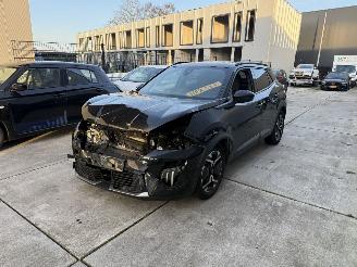 Schadeauto Peugeot 2008 1.2 PureTech 130 Allure -AUTOMAAT-NAVI-PDC-CAMERA 2024/2